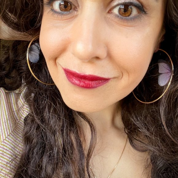 🆕 🦋Butterfly Hoop Earrings - Picture 13 of 15